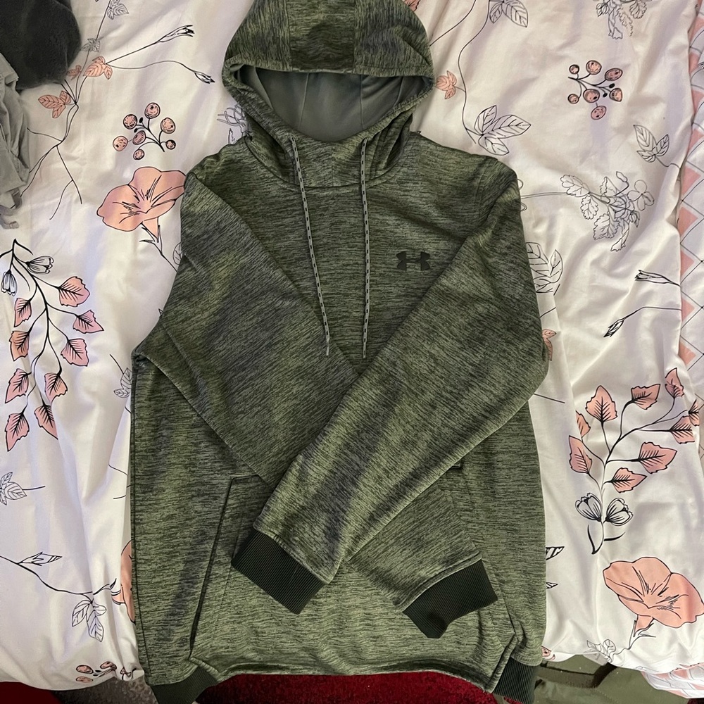 Under Armor Pull Over Hoodie